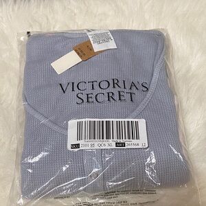 Victoria's Secret tie-dye thermal short nighty, size XL